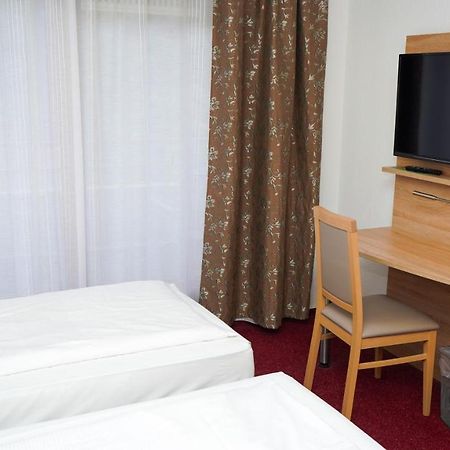 Itm Hotel Deutsches Haus Гамбург Экстерьер фото